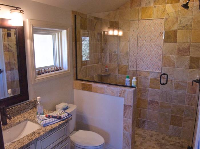 Daylilly-bathroom