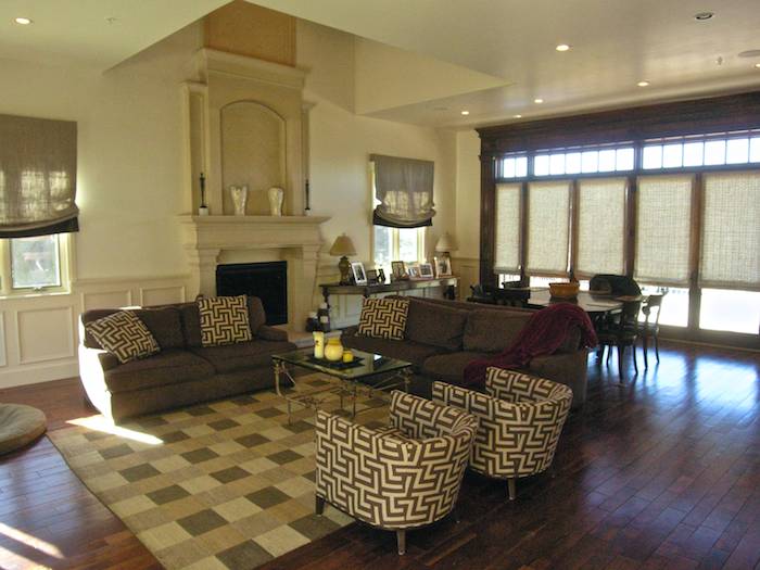 Daylilly-family room