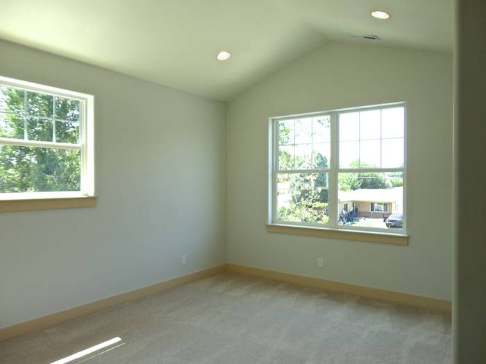Jasmine_Bedroom